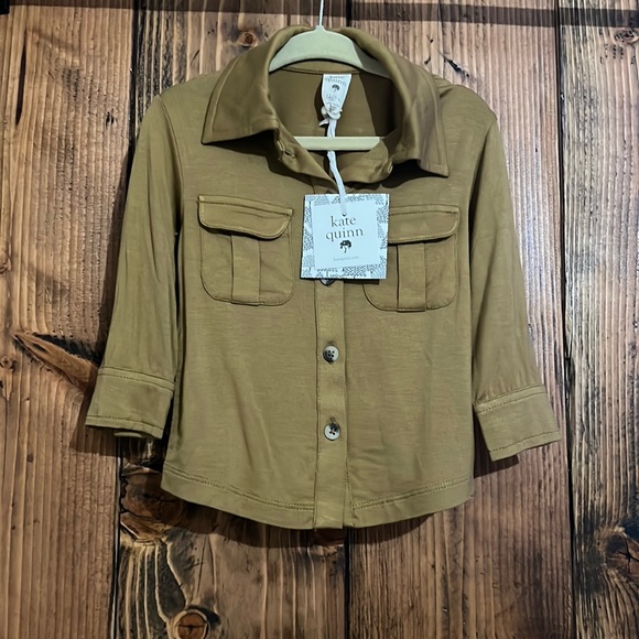 NWT Kate Quinn bamboo button front long sleeve pocket collar shirt color fennel - Picture 1 of 4